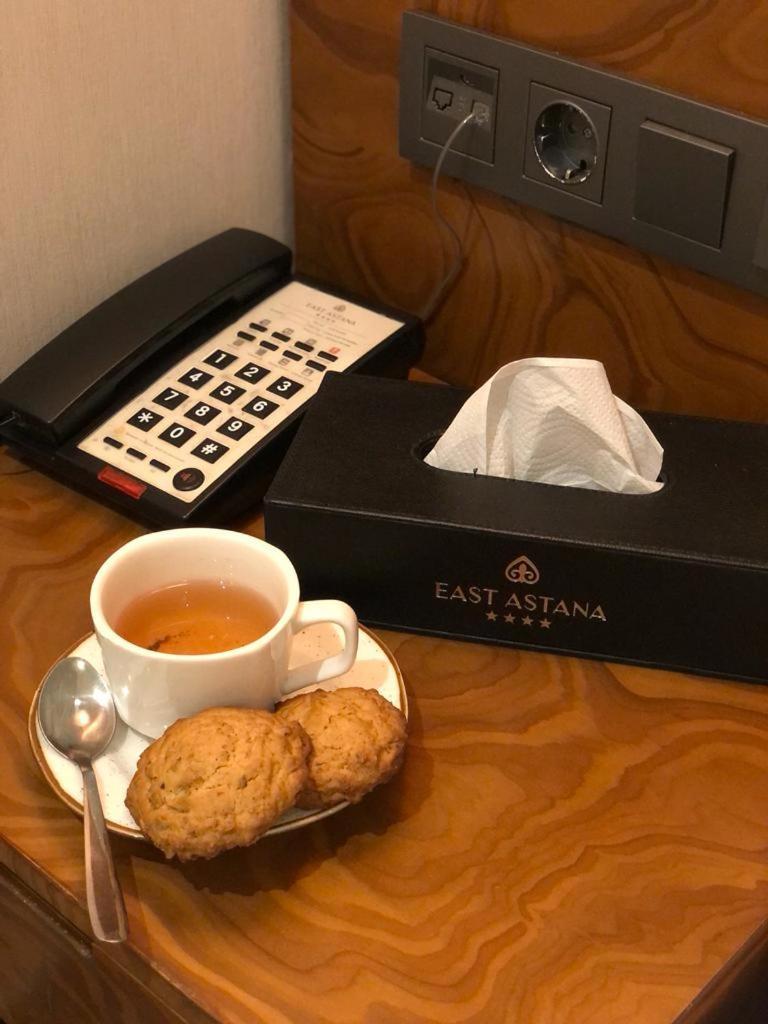 East Astana Hotel Bagian luar foto